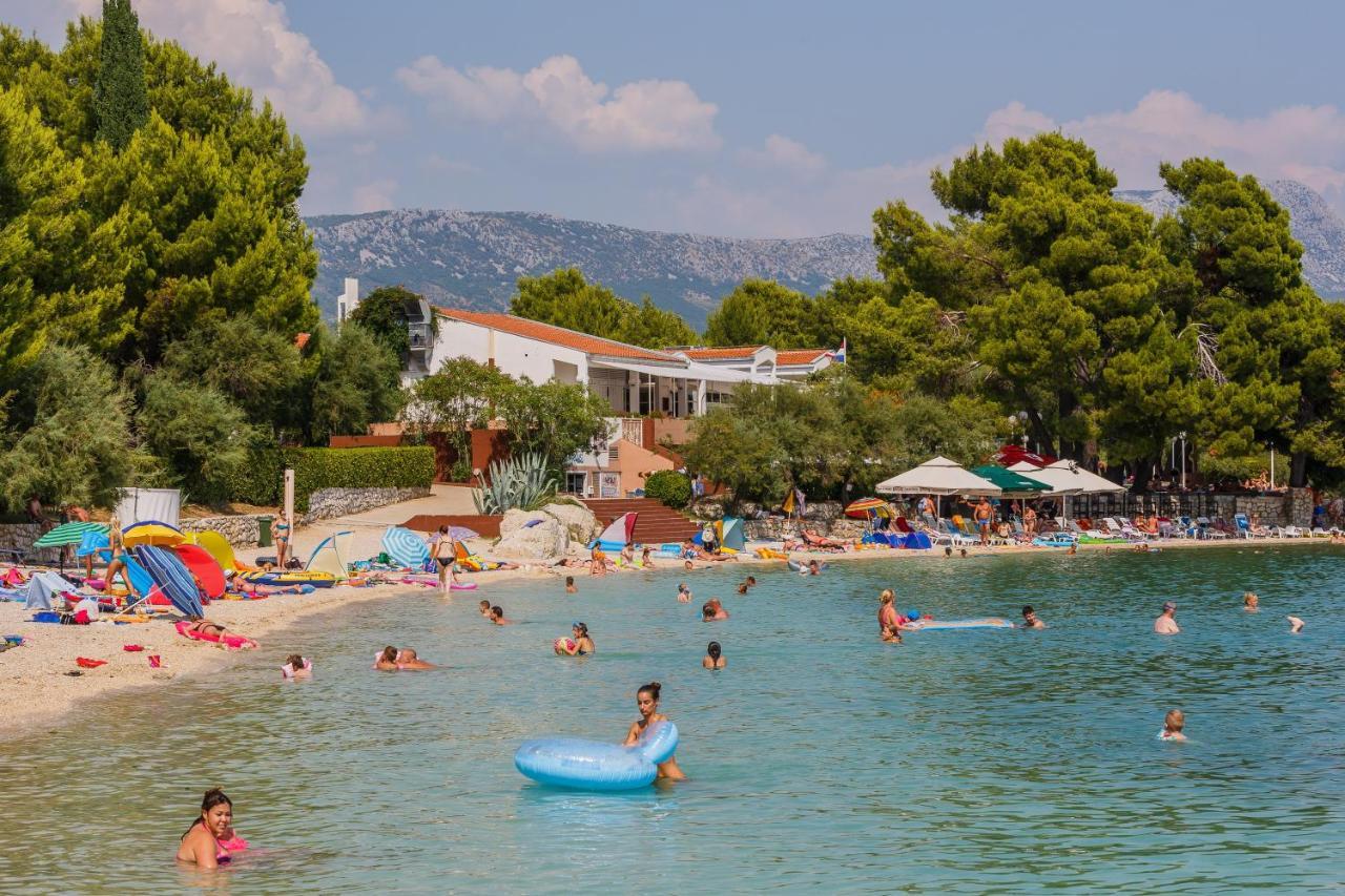 Apartments With A Parking Space Kastel Stafilic, Kastela - 16086 Екстериор снимка