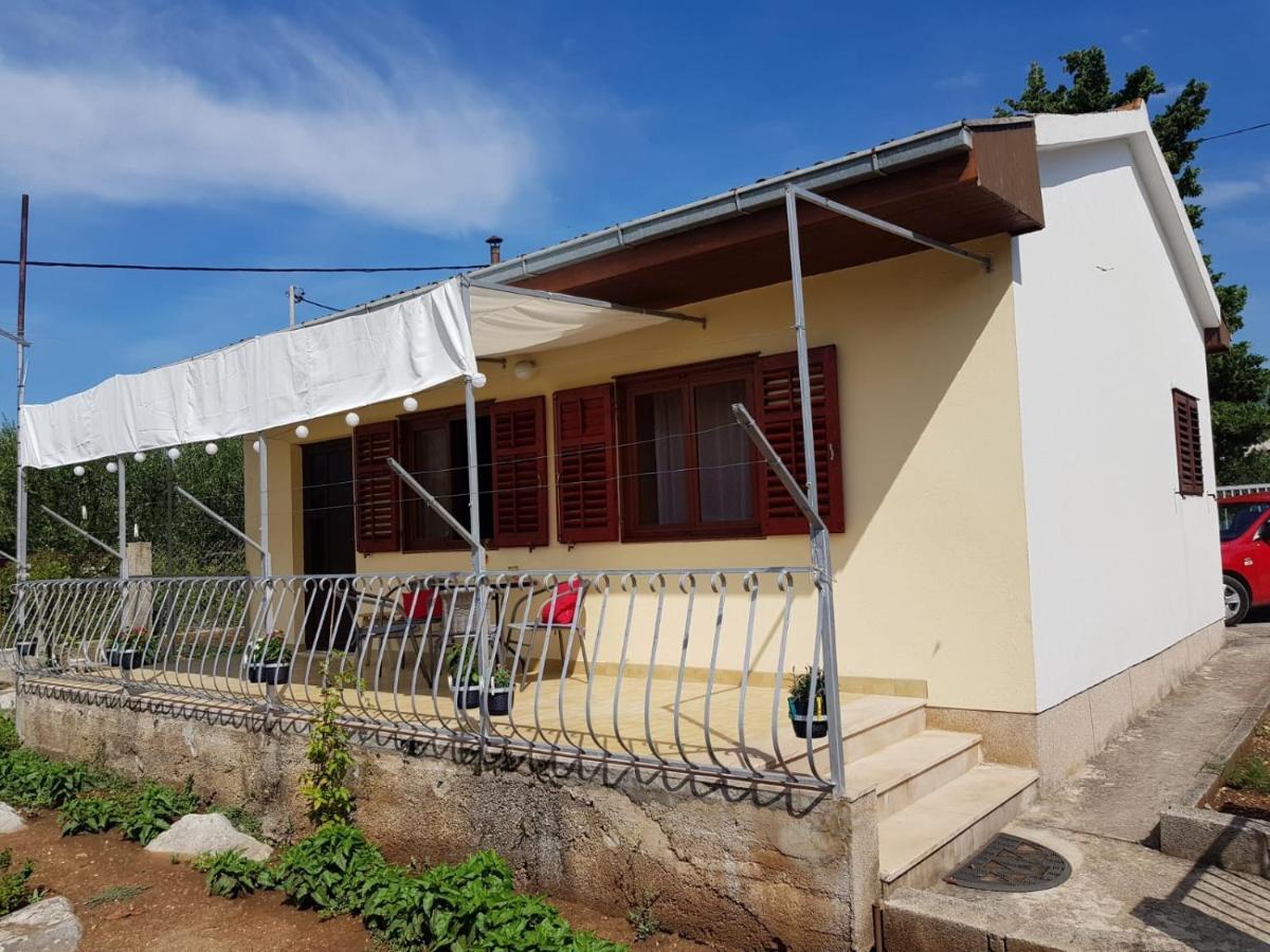 Apartments With A Parking Space Kastel Stafilic, Kastela - 16086 Екстериор снимка